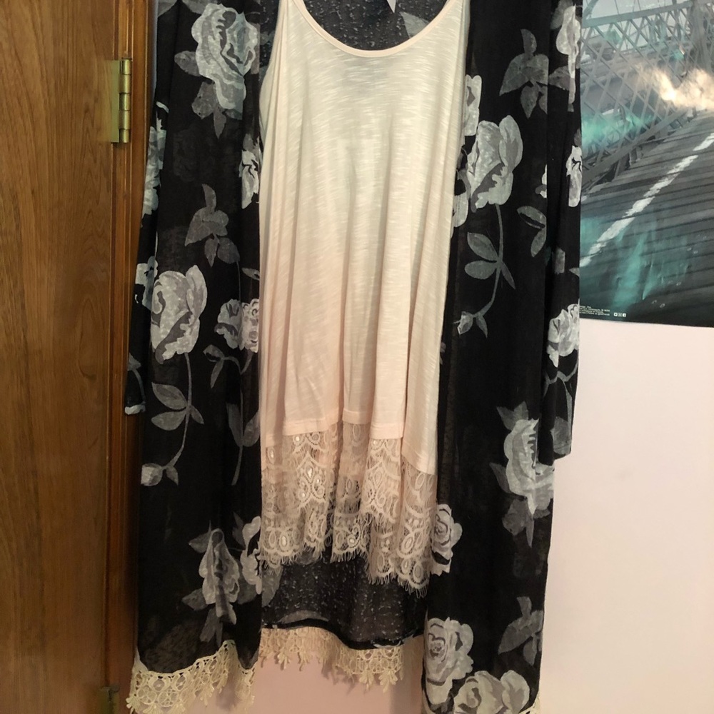 two piece kimono and tank top